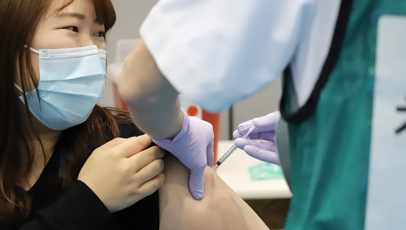 A dozen Japanese vaccination bets
